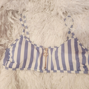 NWOT stripes‎ bikini top